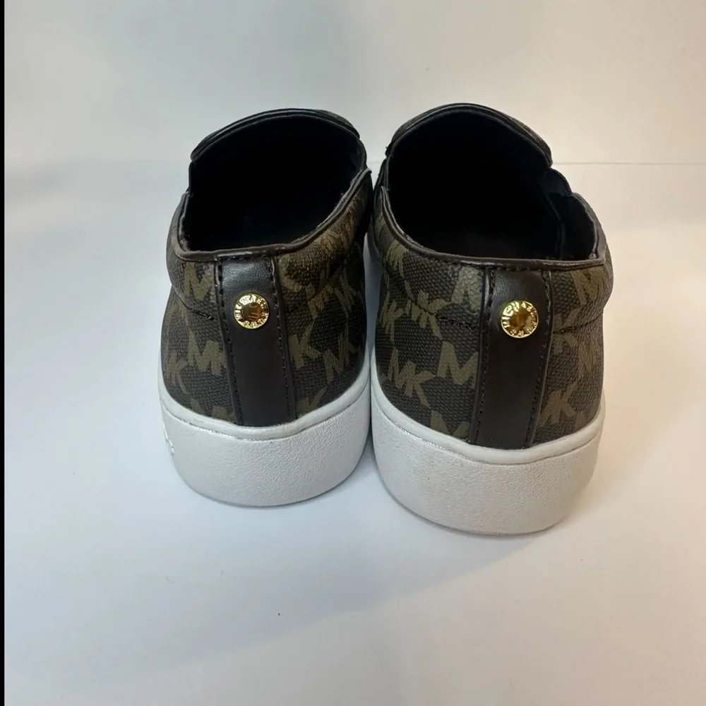 Michael Kors Logo Slip-On